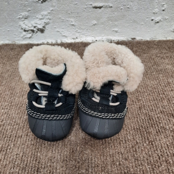 Sorel Infant Baby Caribootie Boots With Fur Trim - Picture 3 of 5